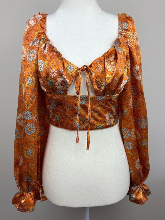 Rue21 Tops - Rue21 Orange Floral Tie-Front Long Sleeve Crop Top Medium Like New Boho Chic